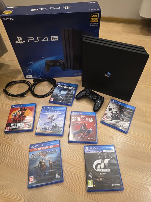 PlayStation 4 Pro 1TB + 7 игри + DualShock 4 + кутия | PS4 Pro