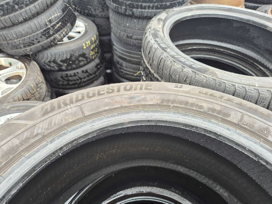 2 Anvelope de IARNA - 235/55/19 - BRIDGESTONE - CA UNELE NOI DOT 2024