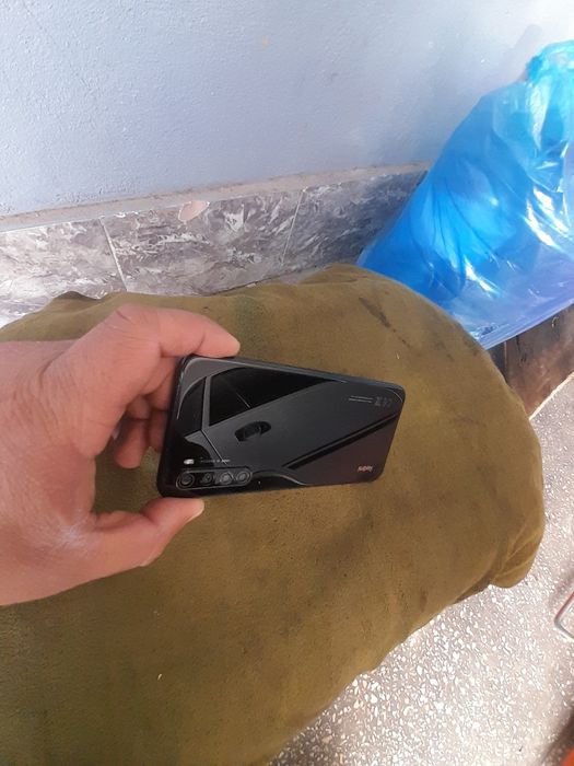 Redmi Not 8 xolati idiyal