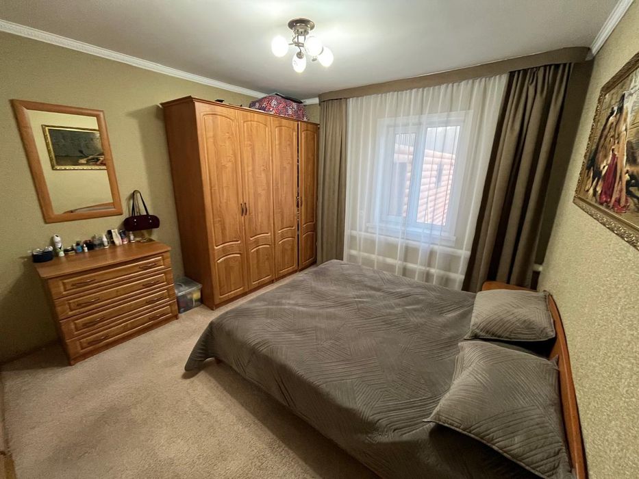 Продам добротный теплый дом