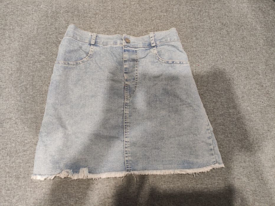 Продам вещи на молодёжь