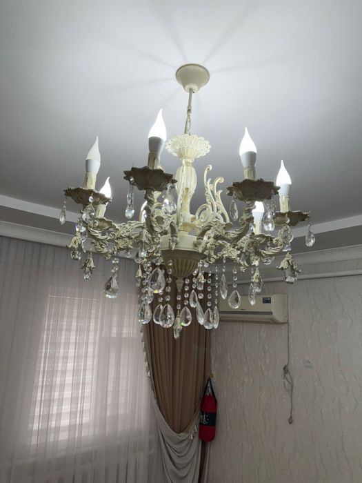 Люстра, әртүрлі дизайнда