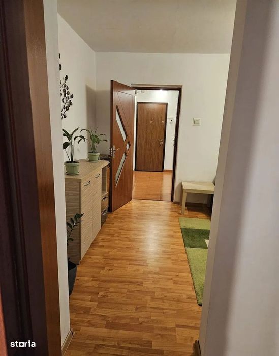 Apartament 3 camere de vanzare Gorjului