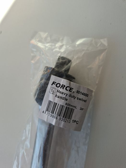 Продам новый вороток Force