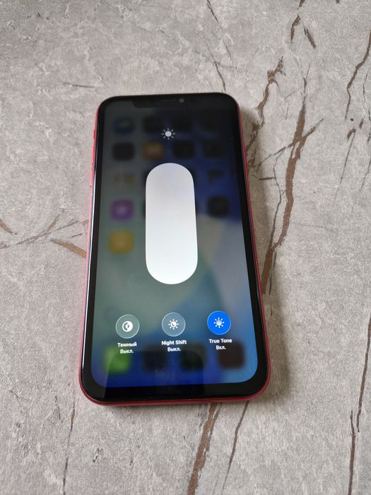 IPhone 11  64GB Yomkost 100%