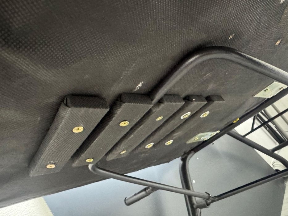 Кушетка для салона