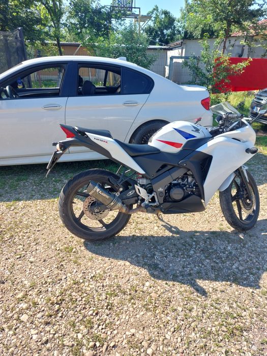 De vânzare  Honda CBR125 r