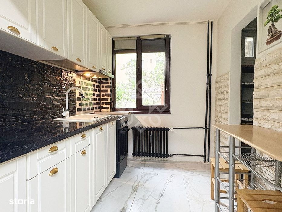 Apartament decomandat cu 2 camere de inchiriat in Rogerius