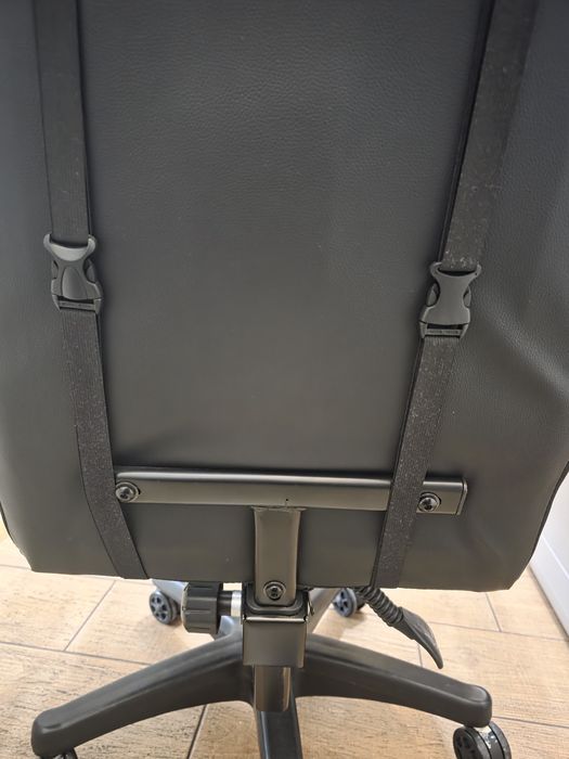 Геймърски стол Fury