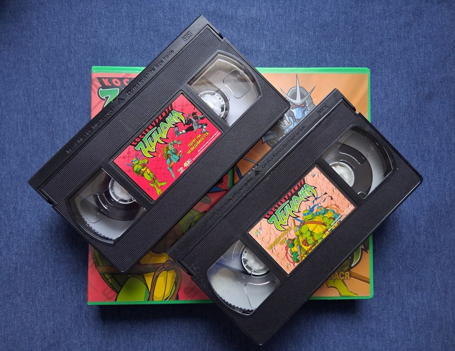 ЛОТ Видеокасети VHS Костенурките Нинджа Батман Супермен  Лъки Люк