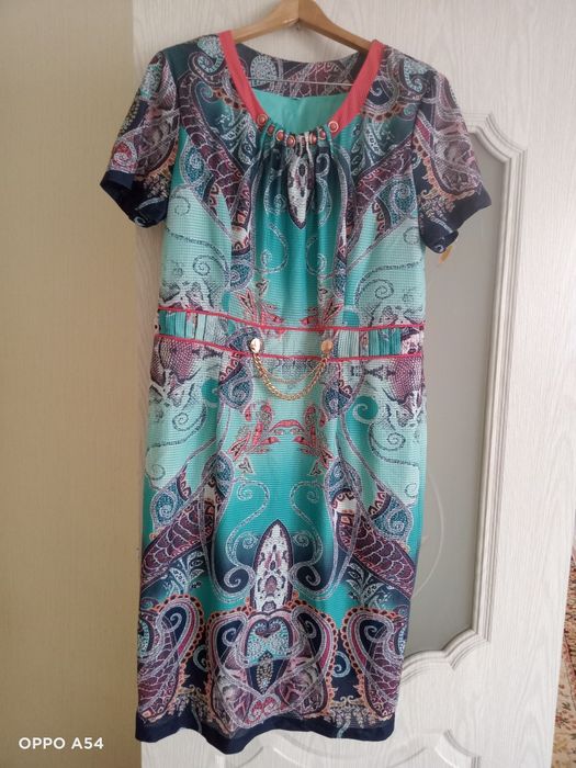 Продам платья.Дешево