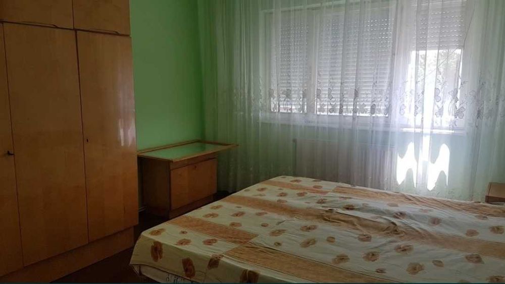 Inchiriez apartament 4 camere