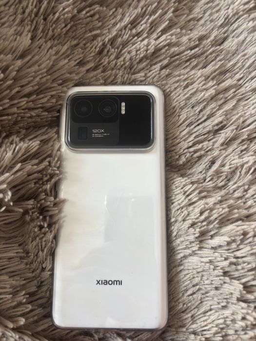 XiaoMi 11 ultra.