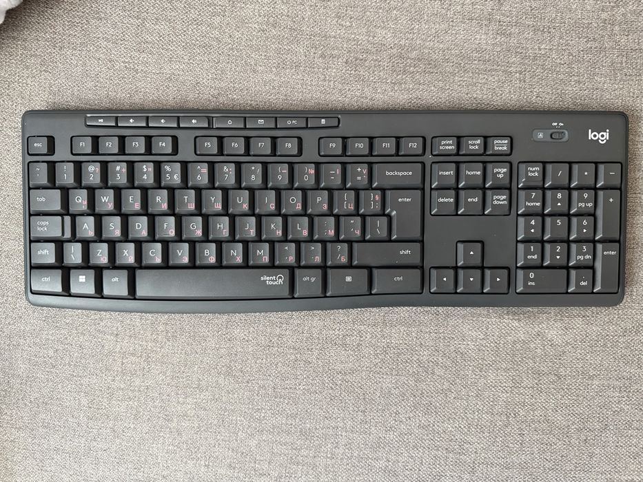Безжичен комплект Logitech MK295 Silent, черен - БЕЗ USB
