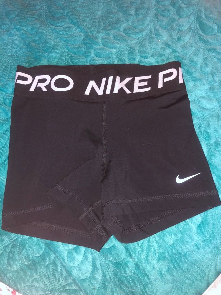 Nike Pro pantaloni Focsani • OLX.ro