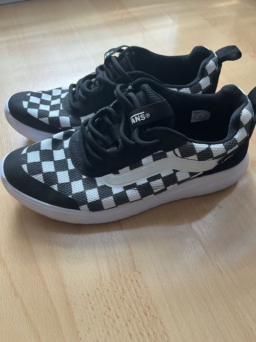 Маратонки Vans 36.5 номер