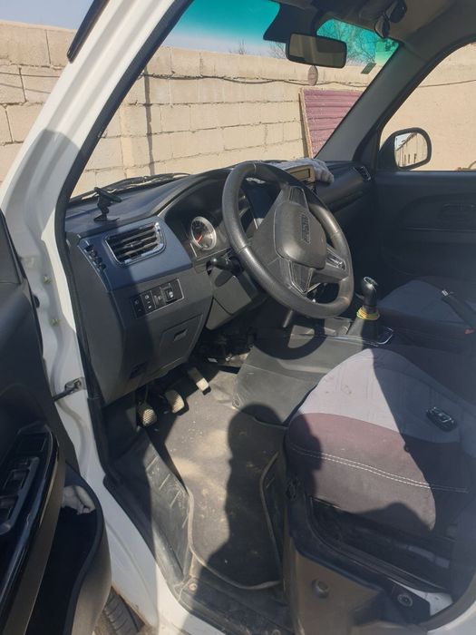 Shinaray T 30 srochni sotiladi