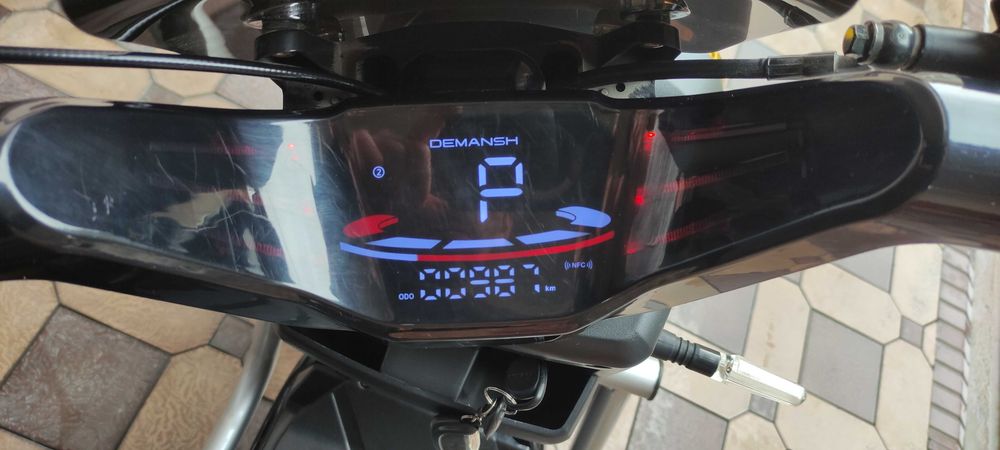 Skuter Drongo 16r 500W sotiladi