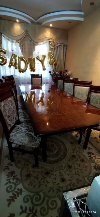 Столь и  стулья идеально