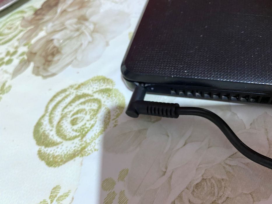 Продам ноутбук hp