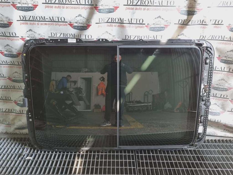Trapa panoramica 3G9877049A / 3G9877041C VW Passat B8 Variant