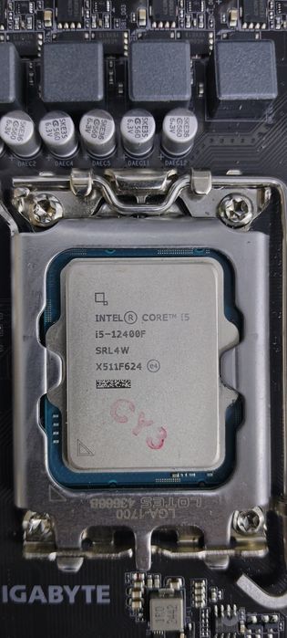 I5 12400f h610m k gigabayt