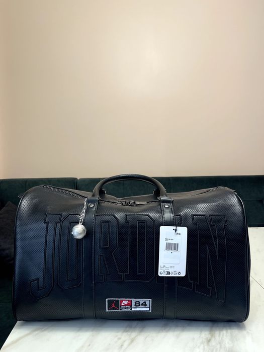 Jordan Чанта Perforated Duffel Bag (25L)