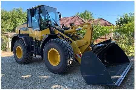 De Vanzare Komatsu WA200-8 – Încărcător frontal, 150 ore, ca nou