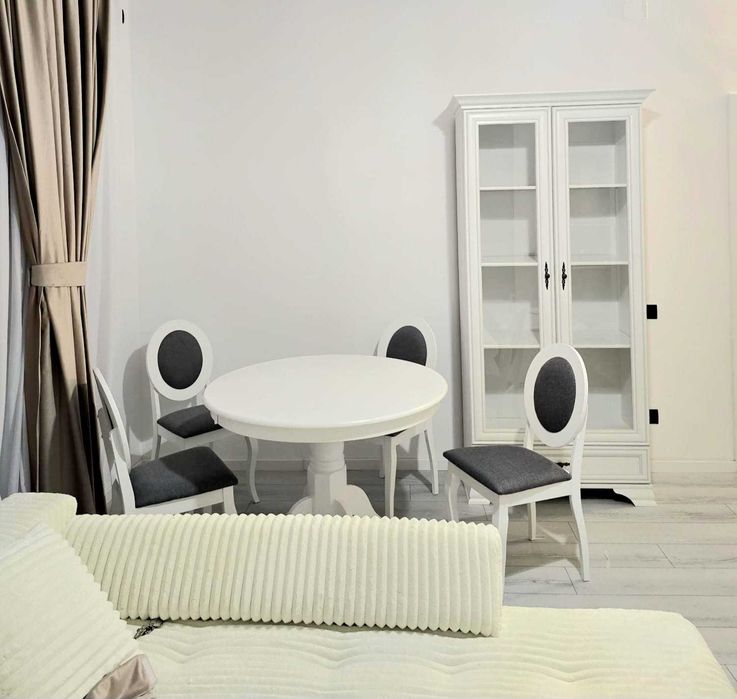 Inchiriez apartament ultracentral Bulevardul Dacia