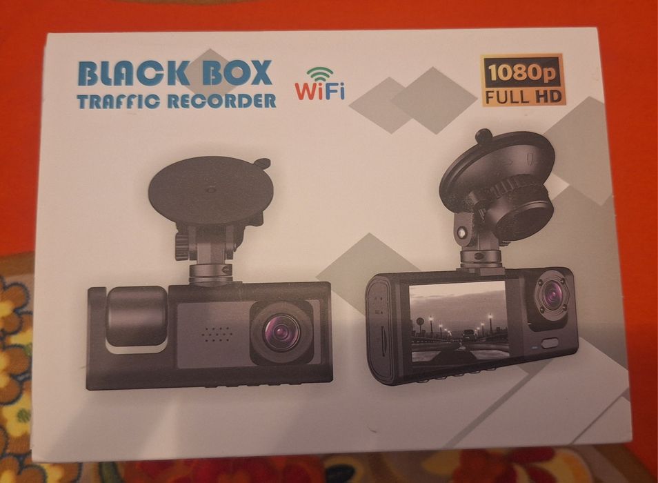 Cameră auto DVR 3 camere Față-Spate-Interior Full HD 1080P 140°