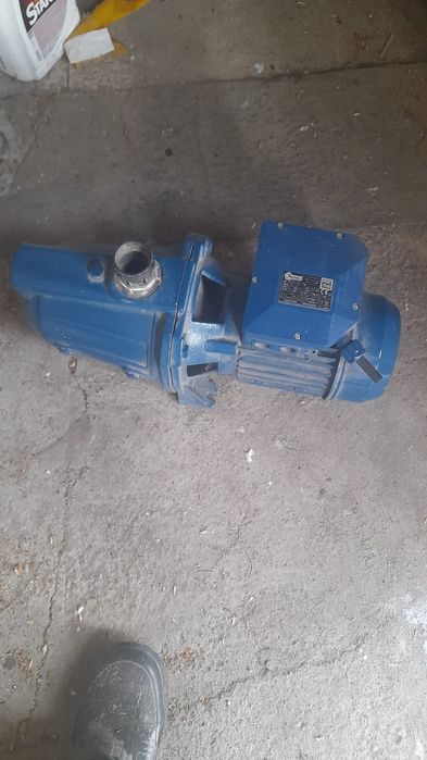 Продам новый поливной матор