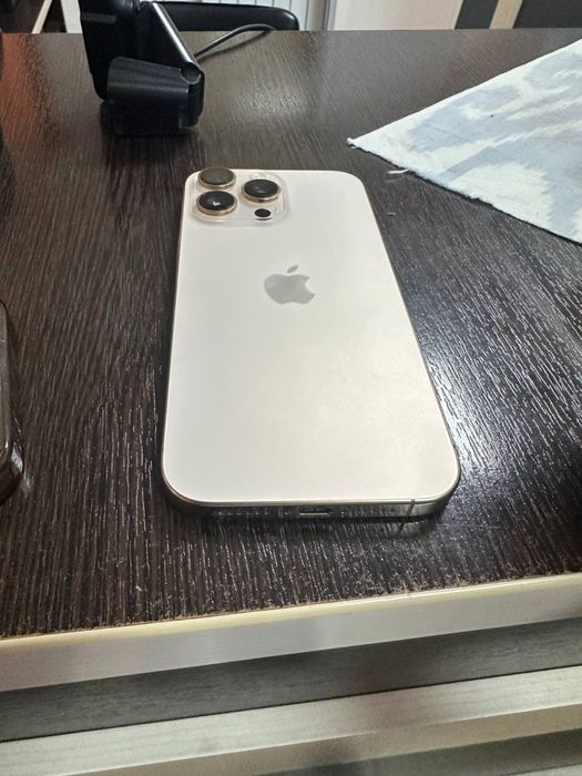 Iphone 16 pro max 256 емкост батария 98%