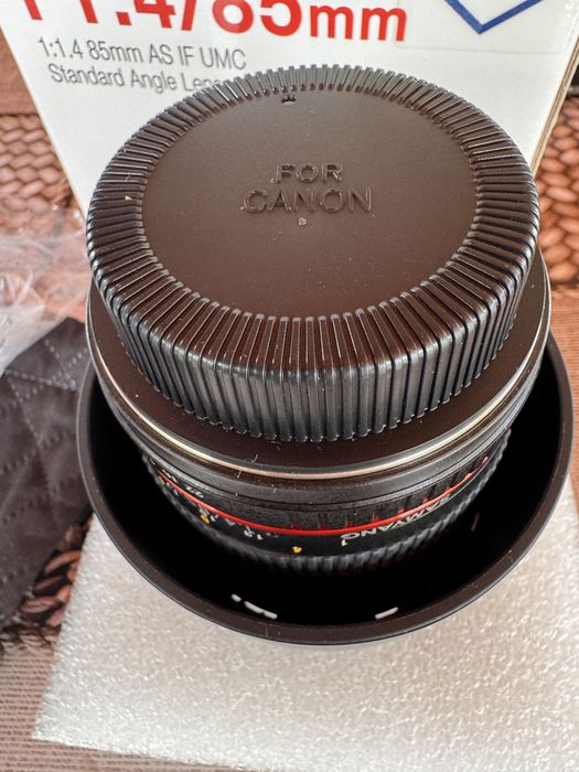 SAMYANG F1.4 / 85mm