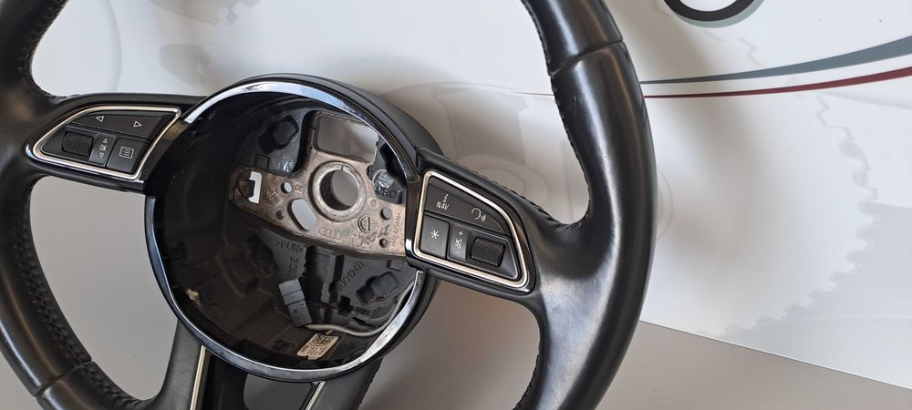 Волан Audi Q3 мултифункционален