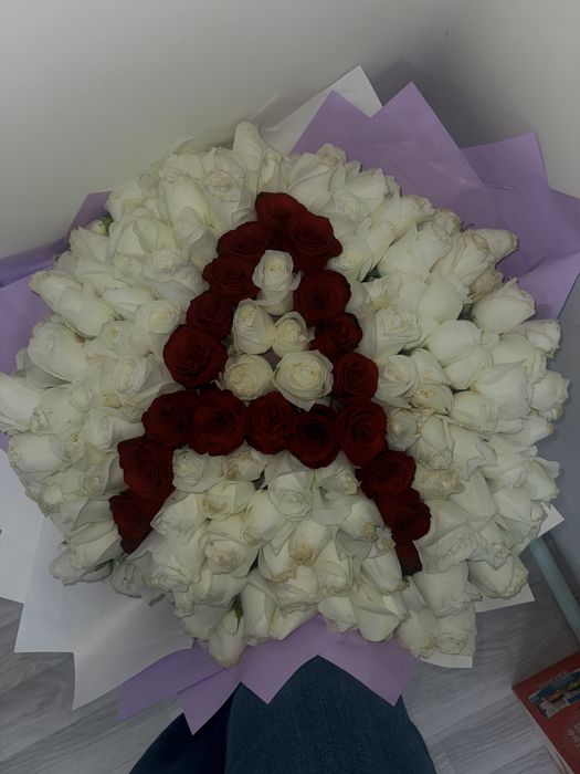 201роза.отдаю дешево. Уезжаю