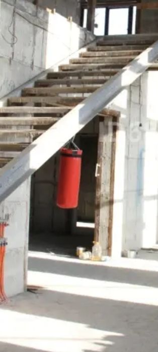 Продам боксёрскую грушу