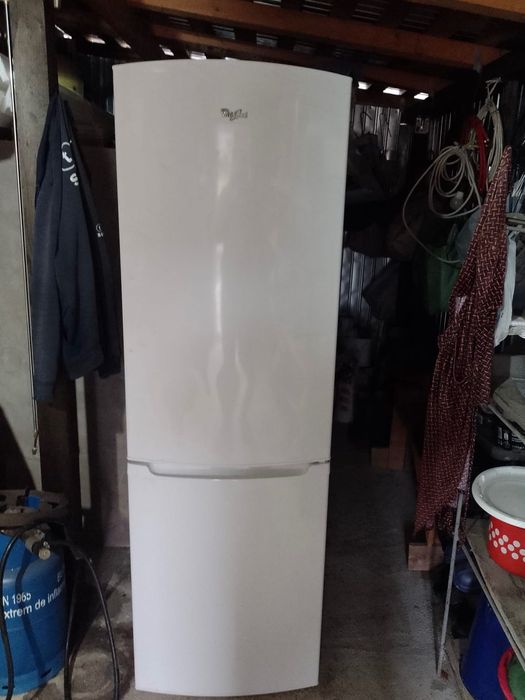 De vânzare Frigider Whirlpool