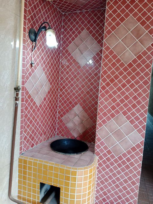 Ракат 1-Линия 3.7-соток Фасад:7-метр Ориентир:Сафия