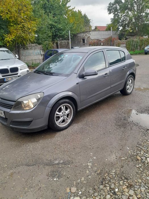 Opel  astra  H  1,7  2005