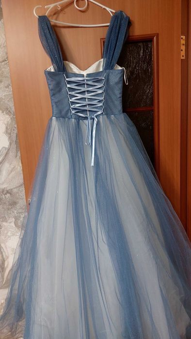 Платье вечернее нарядное для выпускного