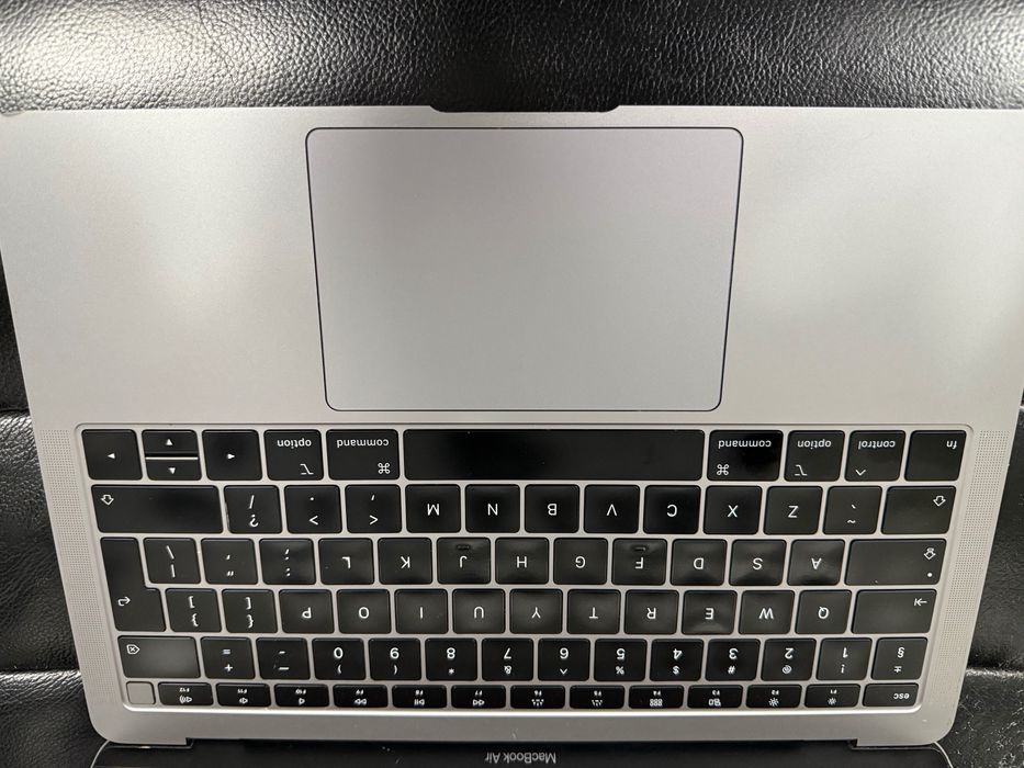 Apple MacBook Air 13 - Retina Display A1932