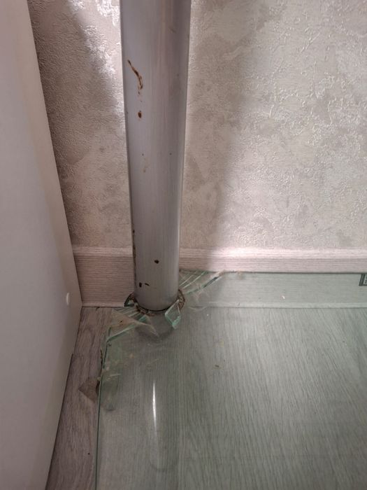 Продам журнальный столик