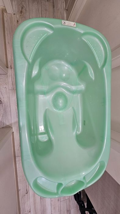 Вана за бебе със стойка