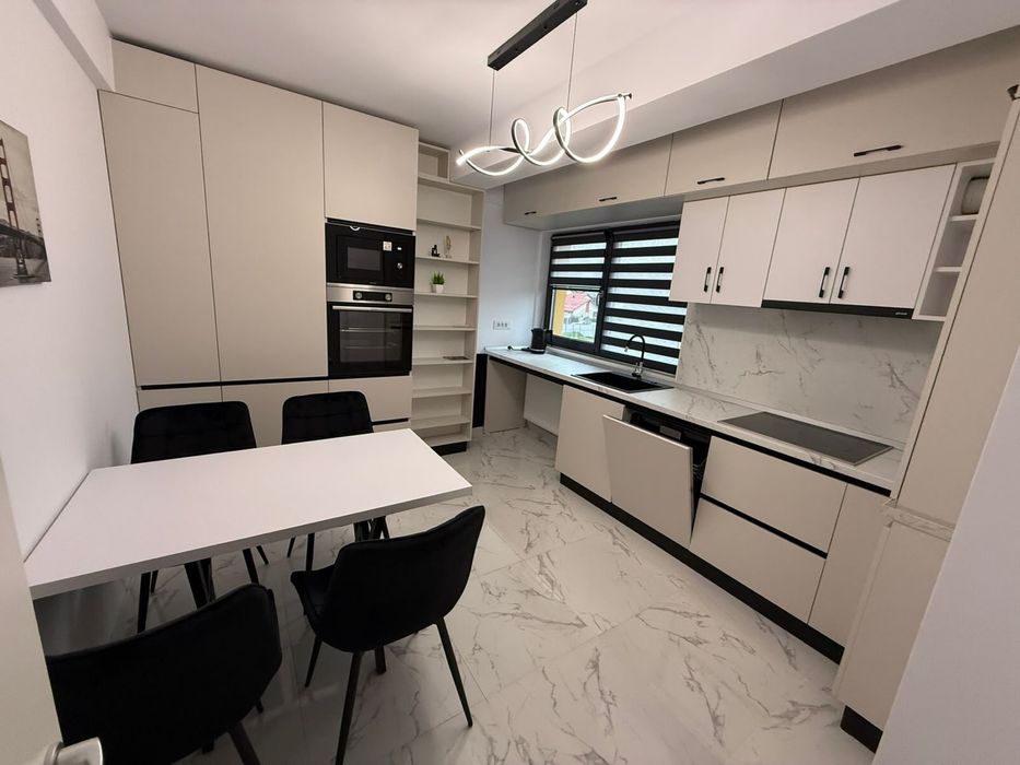 Apartament de închiriat - 2 camere, 57mp, Prima Închiriere
