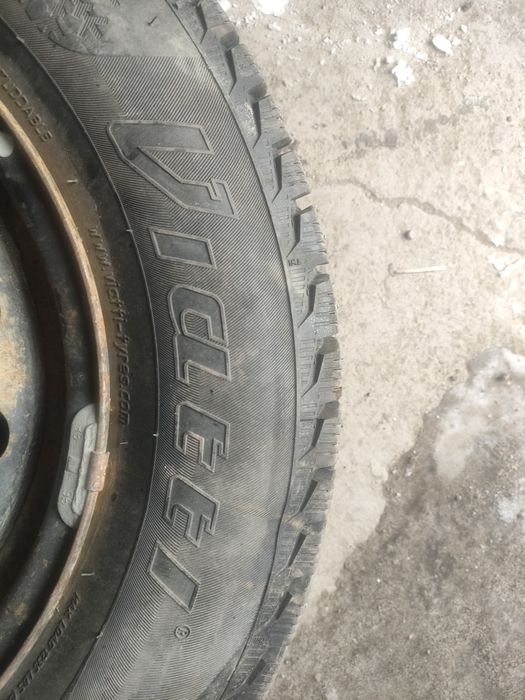 Продам колеса на машмну