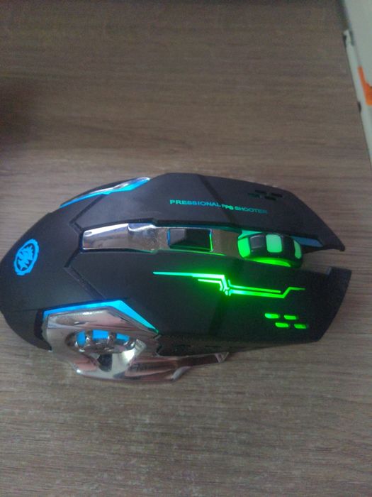 Mouse wifi si Bluetooth