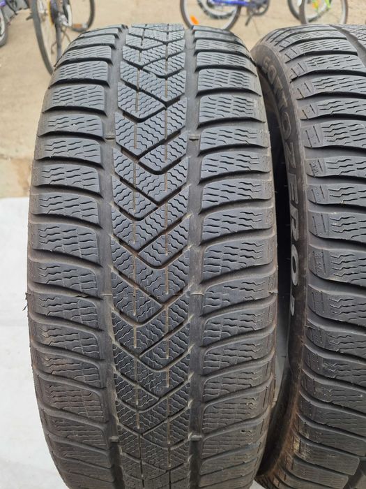 Anvelope 215 50 18 Pirelli Sottozero 3 Winter