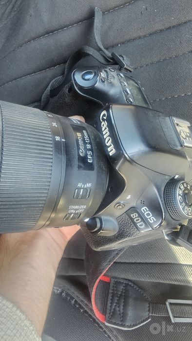 Canon EOS 80D fotoapparat sotiladi
