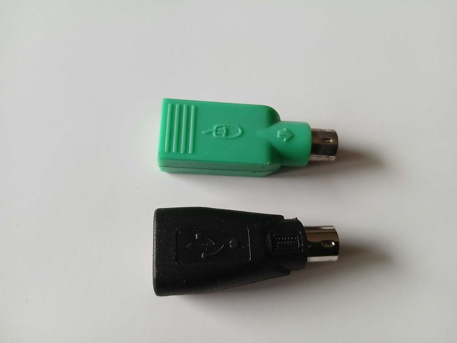 Продавам нов неупотребяван USB => PS/2  преходник