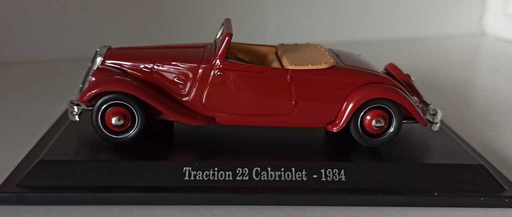 Macheta Citroen Traction 22 Cabriolet 1934 rosu - Atlas 1/43